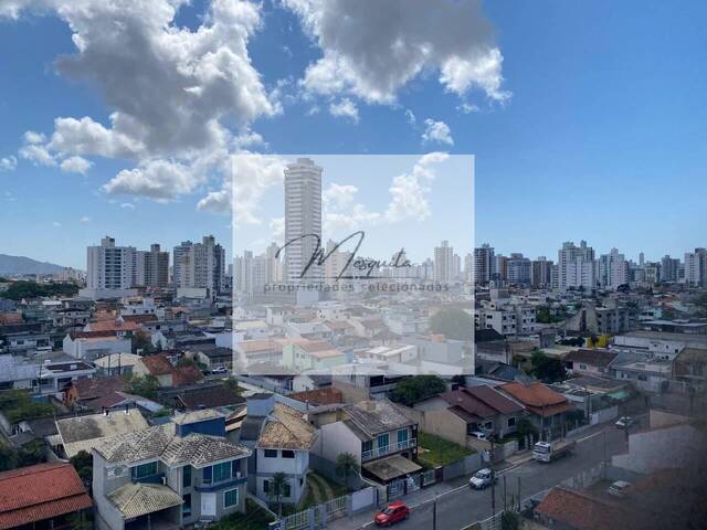 #5 - Apartamento para Venda em Itajaí - SC